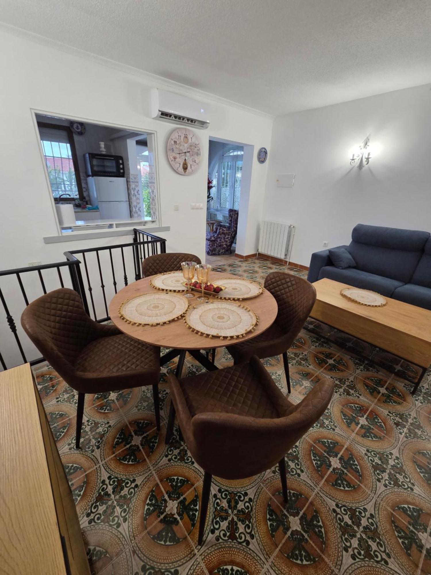 Holiday Apartments Torrevieja Dış mekan fotoğraf
