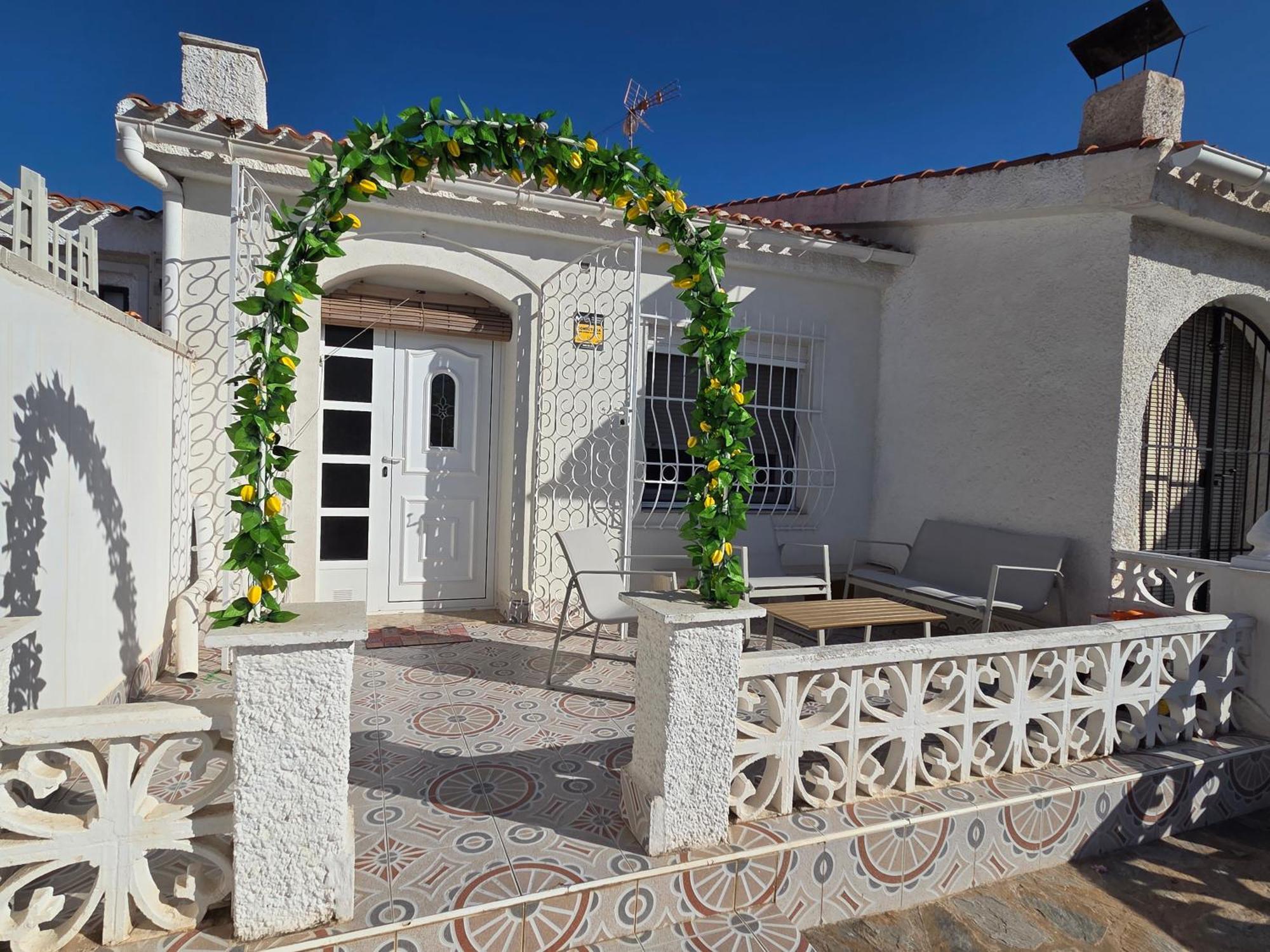 Holiday Apartments Torrevieja Dış mekan fotoğraf